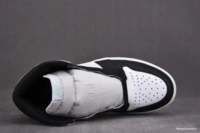 MaikeSneakers High Jordan 861428-100 1 Retro Igloo 0513